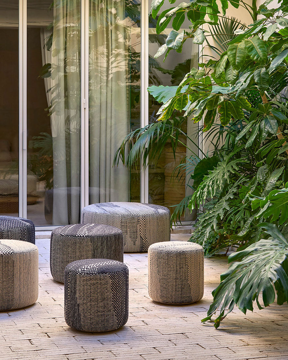Wabisabi poufs